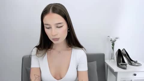 EmilyCharming online show from 01.14.26