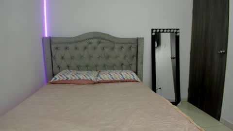 Snapshot of emilydauz chatting on 01.07.25 Camila online show from 01.07.25