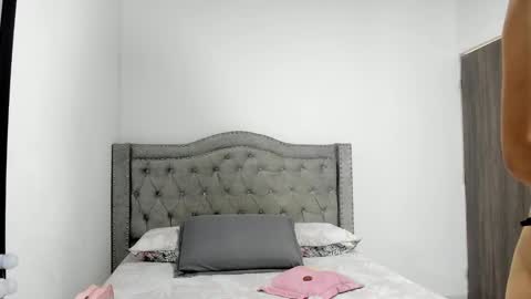 Snapshot of emilydauz chatting on 01.14.26 Camila online show from 01.14.26