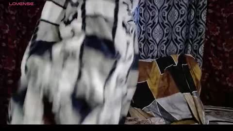 EmilyDoth online show from 10.07.25