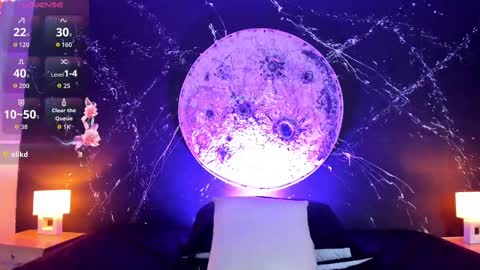 Snapshot of emilyevanss1_ chatting on 10.07.25 Emily online show from 10.07.25