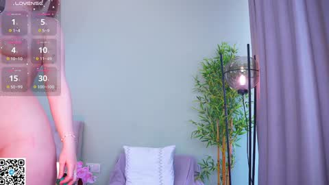 Snapshot of emilyfinne chatting on 02.07.25 Emily Lovense is activeThere are legends that in this room all your wishes can come true Private is Open online show from 02.07.25