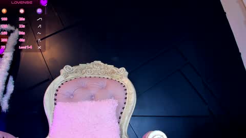 Emily online show from 01.08.25