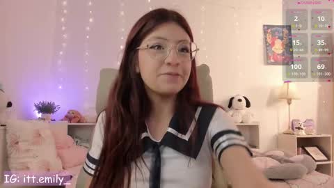 Snapshot of emilyincb1 chatting on 10.06.25 first stream May 5 ig online show from 10.06.25