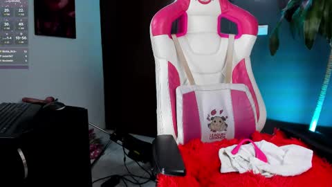 Emily Jhonson online show from 02.27.25