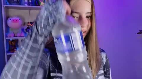 VALEEEN online show from 10.10.25