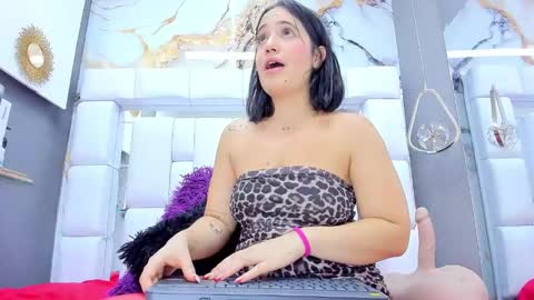 Emily online show from 02.08.25