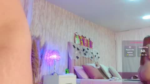 Snapshot of emilyparker__ chatting on 10.14.25 My IG - EmilyParker   online show from 10.14.25