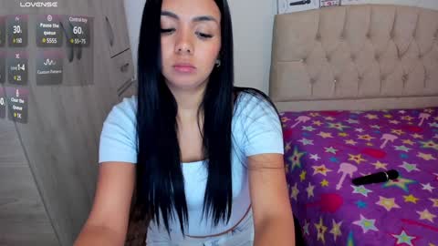 Snapshot of emilypink_1 chatting on 12.23.24 Emily online show from 12.23.24