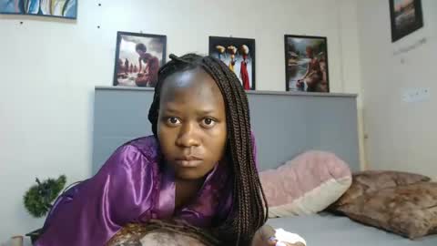 Snapshot of emilyposha chatting on 01.13.25 Emilly online show from 01.13.25