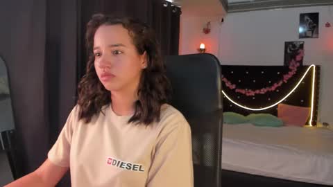 Snapshot of emilyrousex chatting on 03.02.25 emilyrousex online show from 03.02.25