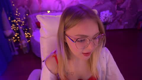 Snapshot of emilysunshines chatting on 01.17.25  MY NAME IS Emily WELCOME EVERYONE I WILL BE HAPPY TO GIVE YOU WHAT YOU HAVE DREAMED OF FOR SO LONG online show from 01.17.25
