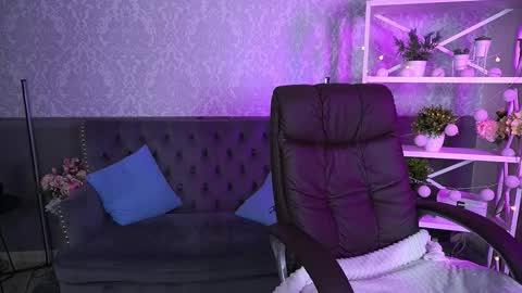 Snapshot of emilysunshines chatting on 10.08.25  MY NAME IS Emily WELCOME EVERYONE I WILL BE HAPPY TO GIVE YOU WHAT YOU HAVE DREAMED OF FOR SO LONG online show from 10.08.25