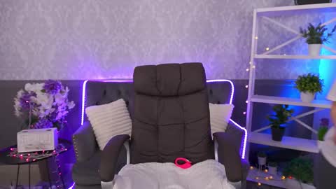 Snapshot of emilysunshines chatting on 11.21.25 MY NAME IS Emily WELCOME EVERYONE I WILL BE HAPPY TO GIVE YOU WHAT YOU HAVE DREAMED OF FOR SO LONG online show from 11.21.25