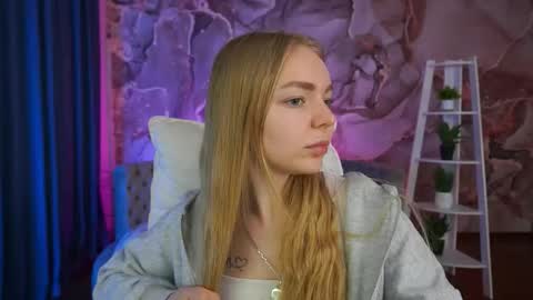 Snapshot of emilysunshines chatting on 11.26.25 MY NAME IS Emily WELCOME EVERYONE I WILL BE HAPPY TO GIVE YOU WHAT YOU HAVE DREAMED OF FOR SO LONG online show from 11.26.25