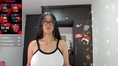 Snapshot of emilytafur chatting on 12.27.24 Emy online show from 12.27.24