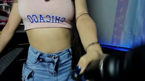 Snapshot of emilytafur chatting on 03.09.26 Emy online show from 03.09.26