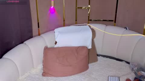 Emily wish-list  online show from 05.02.26