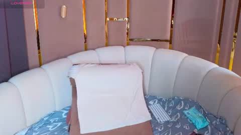 Emily wish-list  online show from 07.11.26