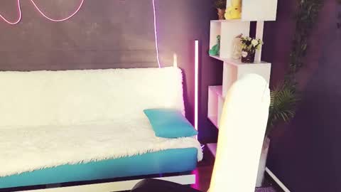 Emily online show from 10.11.25