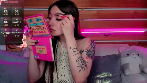 Emily online show from 11.13.25