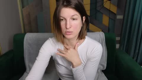 EmilyWalkers online show from 12.03.24