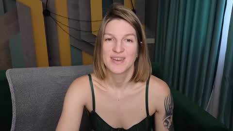 EmilyWalkers online show from 12.22.24