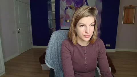 EmilyWalkers online show from 12.23.24