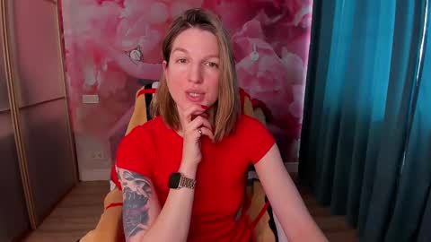EmilyWalkers online show from 02.28.25
