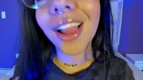 emilyy_cooperr online show from 02.02.26