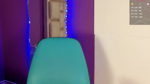 emilyy_cooperr online show from 05.22.26