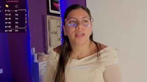 emilyy_cooperr online show from 06.09.26