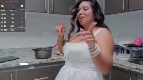 emilyy_cooperr online show from 06.12.26