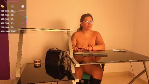 emilyy_cooperr online show from 06.17.26