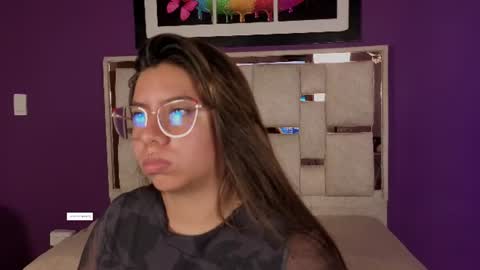 emilyy_cooperr online show from 07.04.26