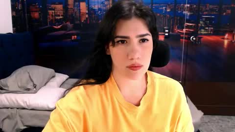 Snapshot of emilyycarterr chatting on 11.19.25 Emily online show from 11.19.25