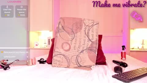 Snapshot of emilyystuart chatting on 03.01.25 Emily online show from 03.01.25