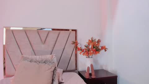 Emilyy Watson online show from 01.30.25