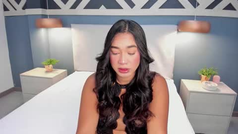 Emily  online show from 11.17.25