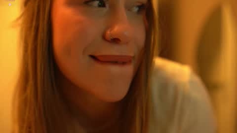 Snapshot of eminent_eva chatting on 12.19.25 Eminent Eva online show from 12.19.25