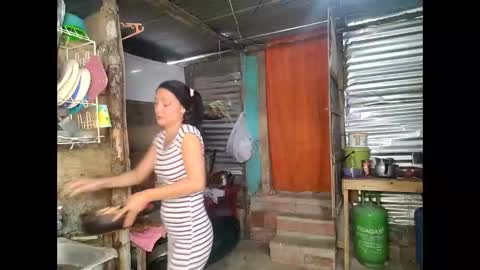 Snapshot of emiril chatting on 02.18.26 L i a time online 7am - 1pm Gtm-5 online show from 02.18.26