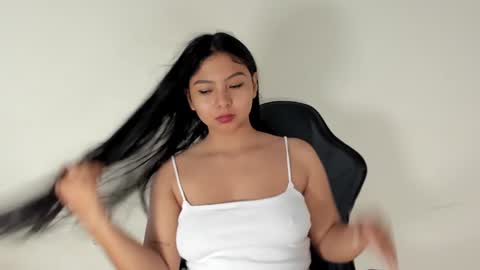 Snapshot of emma_980 chatting on 12.07.24 emma online show from 12.07.24