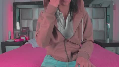 Snapshot of emma__js_ chatting on 09.30.25 emma__js_ online show from 09.30.25