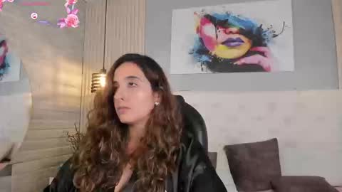 Snapshot of emma__smith01 chatting on 09.08.25 Emma online show from 09.08.25