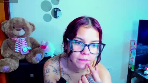 emma_boo_ online show from 04.28.26