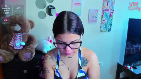 emma_boo_ online show from 05.23.26