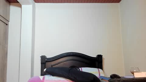 Snapshot of emma_brown777 chatting on 01.25.25 ALBA  online show from 01.25.25
