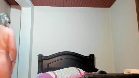 Snapshot of emma_brown777 chatting on 02.13.25 ALBA  online show from 02.13.25