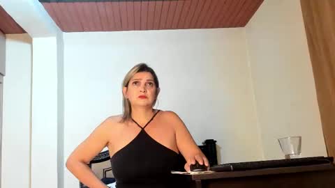 Snapshot of emma_brown777 chatting on 09.22.25 ALBA  online show from 09.22.25