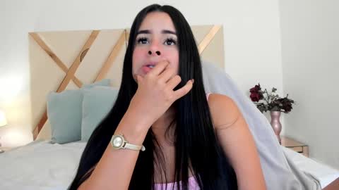 Emma Castillo online show from 04.10.26